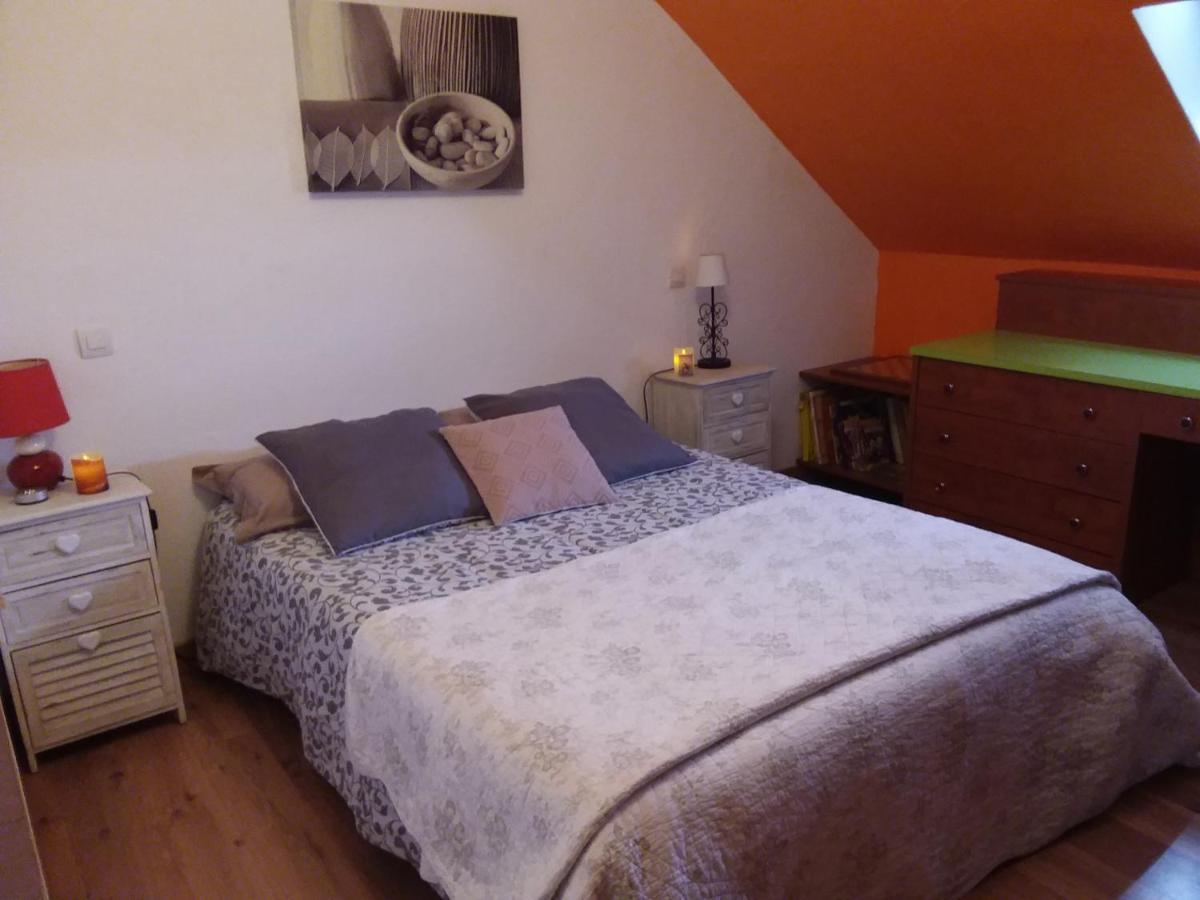 Gite De La Maison Bleue Villa Mirandol-Bourgnounac Esterno foto